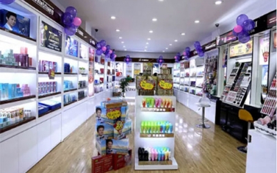 如何經(jīng)營好一家化妝品店？